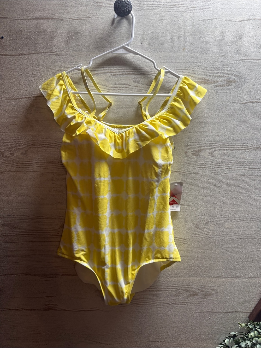 NWT Lands End yellow and white ruffled shoulder swim bathing suit size 10